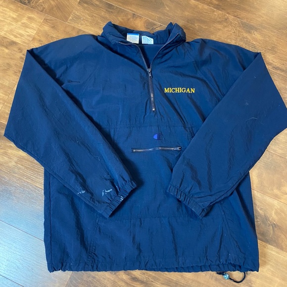 Vintage University of Michigan pullover nylon windbreaker - Picture 1 of 16